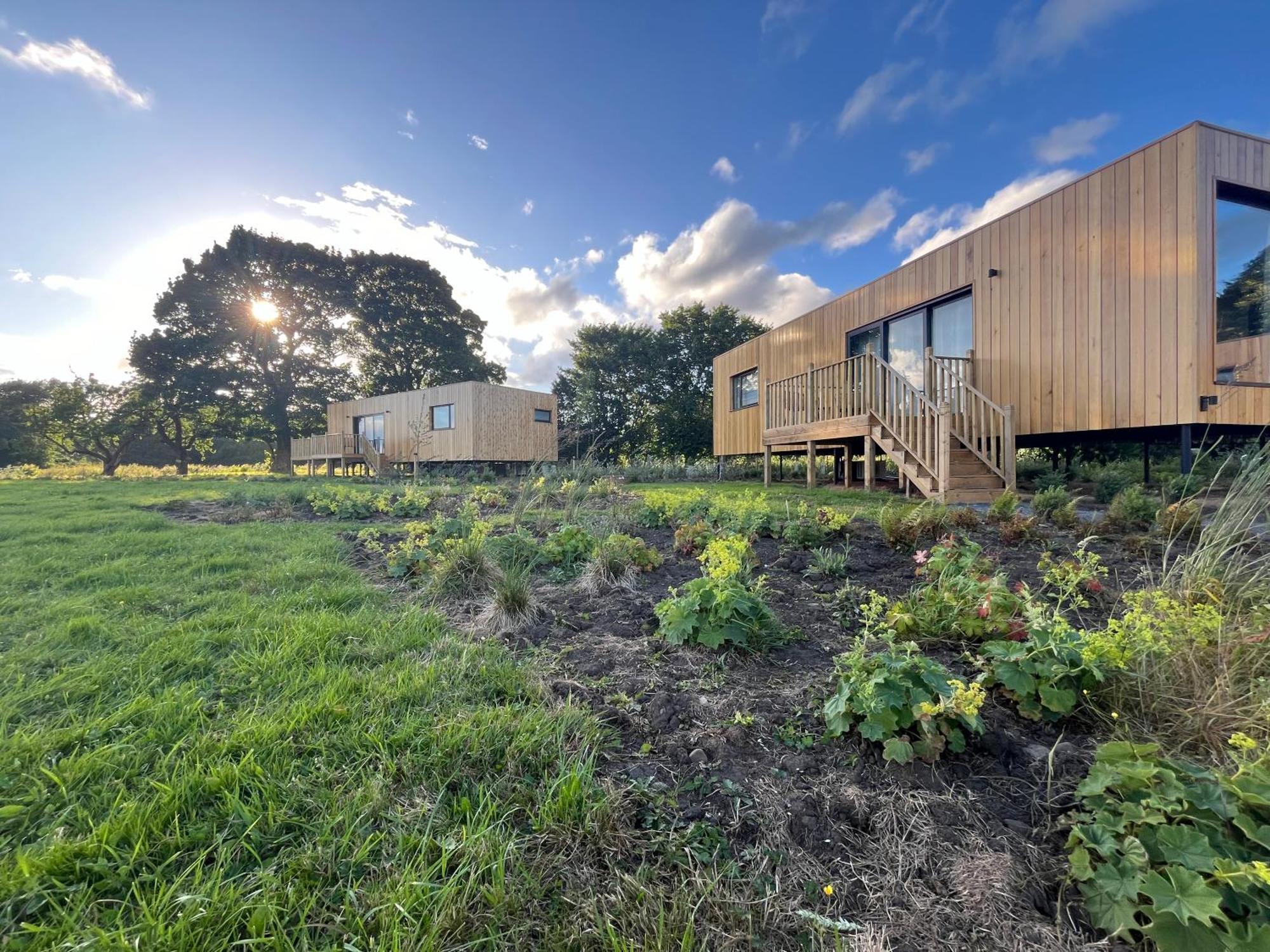 Unbox At Poplar Tree Villa Durham Exterior photo