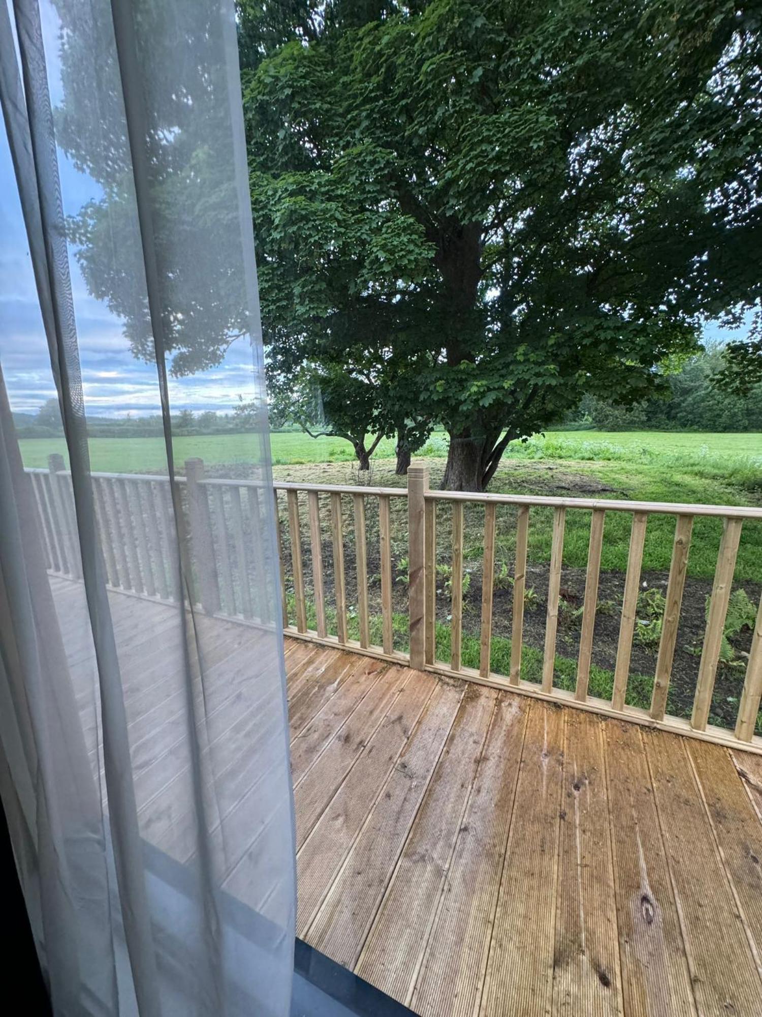 Unbox At Poplar Tree Villa Durham Exterior photo