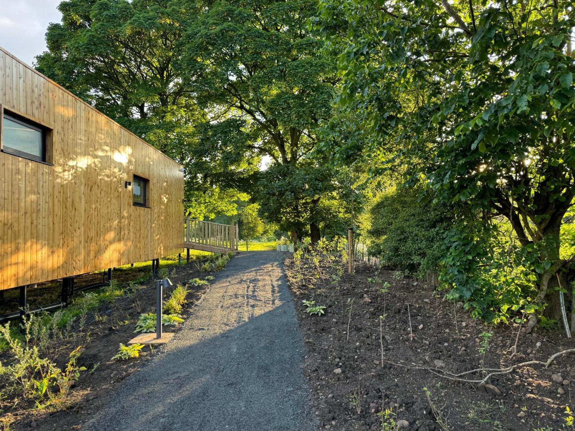 Unbox At Poplar Tree Villa Durham Exterior photo